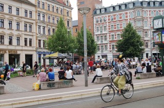 Bildinhalt: Befragung: Segregation in Leipzig -  Ausmaß und Problemwahrnehmung städtischer Akteure | Lindenauer Markt / Foto: Enrico Engelhardt