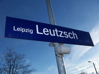 Bildinhalt: Arbeiten in Leutzsch - Bahn leitet um  | In Leutzsch finden Arbeiten für neue Oberleitungsmasten statt / Foto: Enrico Engelhardt