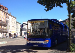 Der Bücherbus auf dem Lindenauer Markt und an den Leutzsch Arkaden | 