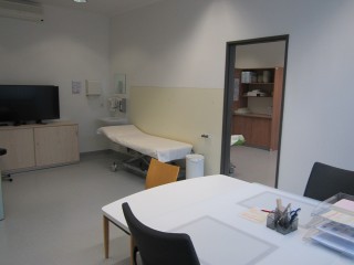 Bildinhalt: Eröffnungsveranstaltung der Bereitschaftspraxis am Diako | Behandlungszimmer in der Bereitschaftspraxis